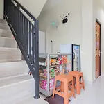 RedDoorz near Arka Sepinggan Airport