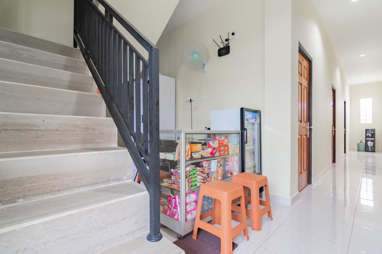 Reddoorz Near Arka Sepinggan Airport Hotel Balikpapan (Borneo)